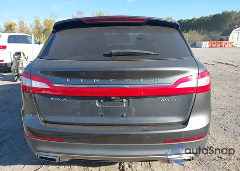 2018 Lincoln Mkx Reserve z USA, uszkodzony, nr VIN 2LMPJ8LR7JBL41223